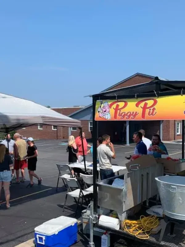 640609c6571b74974c2485a5_Hot Dogs for Cool Paws