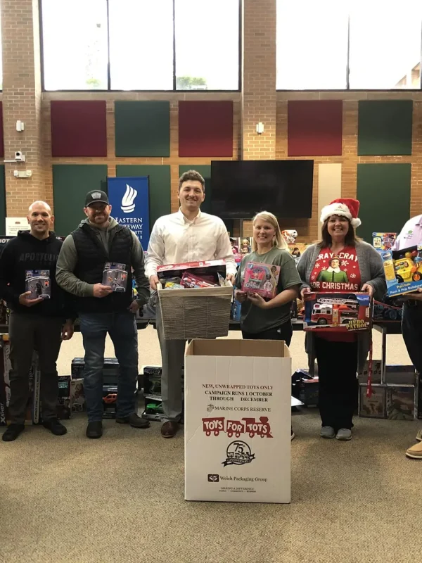 a640609c791700819235e6772_Toys for Tots