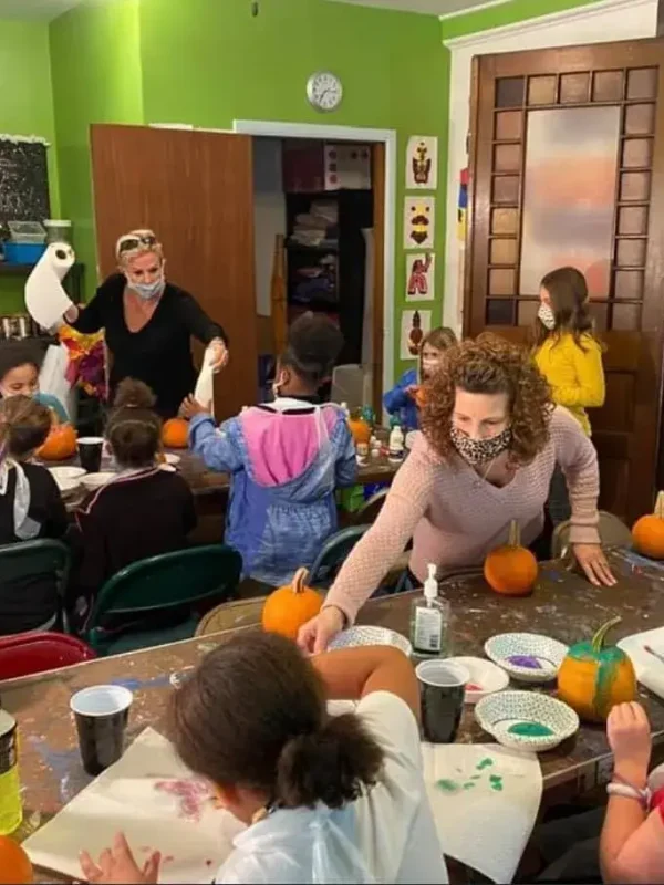 pump640609c62f577c4937f95c21_Pizza & Pumpkins